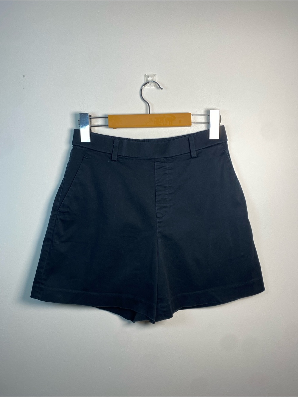 Uniqlo Black Cotton Shorts High-Rise with Elastic Waist - Size 26-27